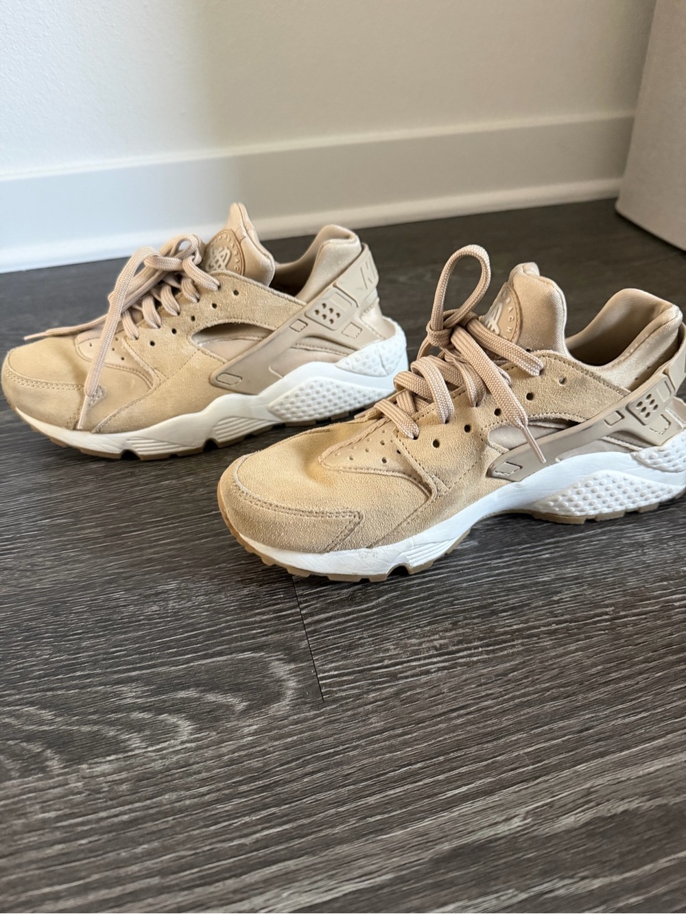 Nike Wmns Air Huarache Run SD 'Mushroom' - Picture 6 of 16